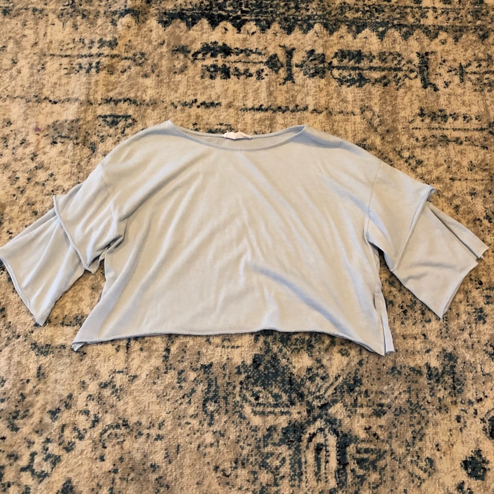 Cropped shirt